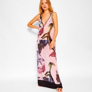 💐 TED BAKER Eden cover up